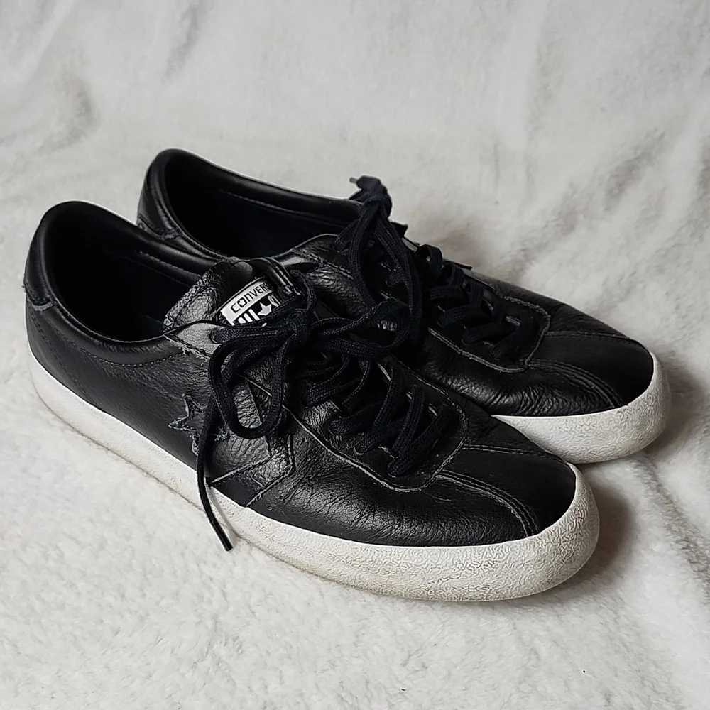 Converse Black Leather Low Top Sneakers Men 9 Women 10.5 Unisex - Picture 2 of 8